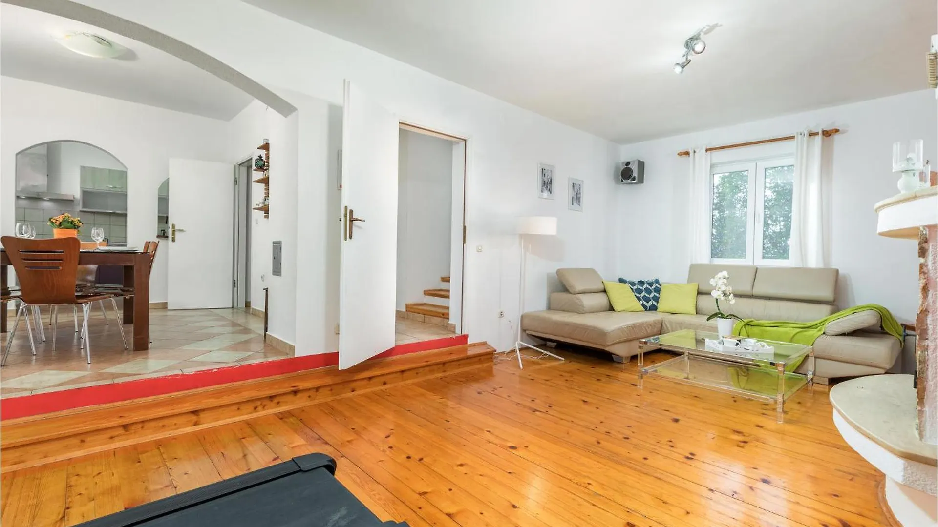 Awesome Home In Gajana With Wifi 0*,  Croatia