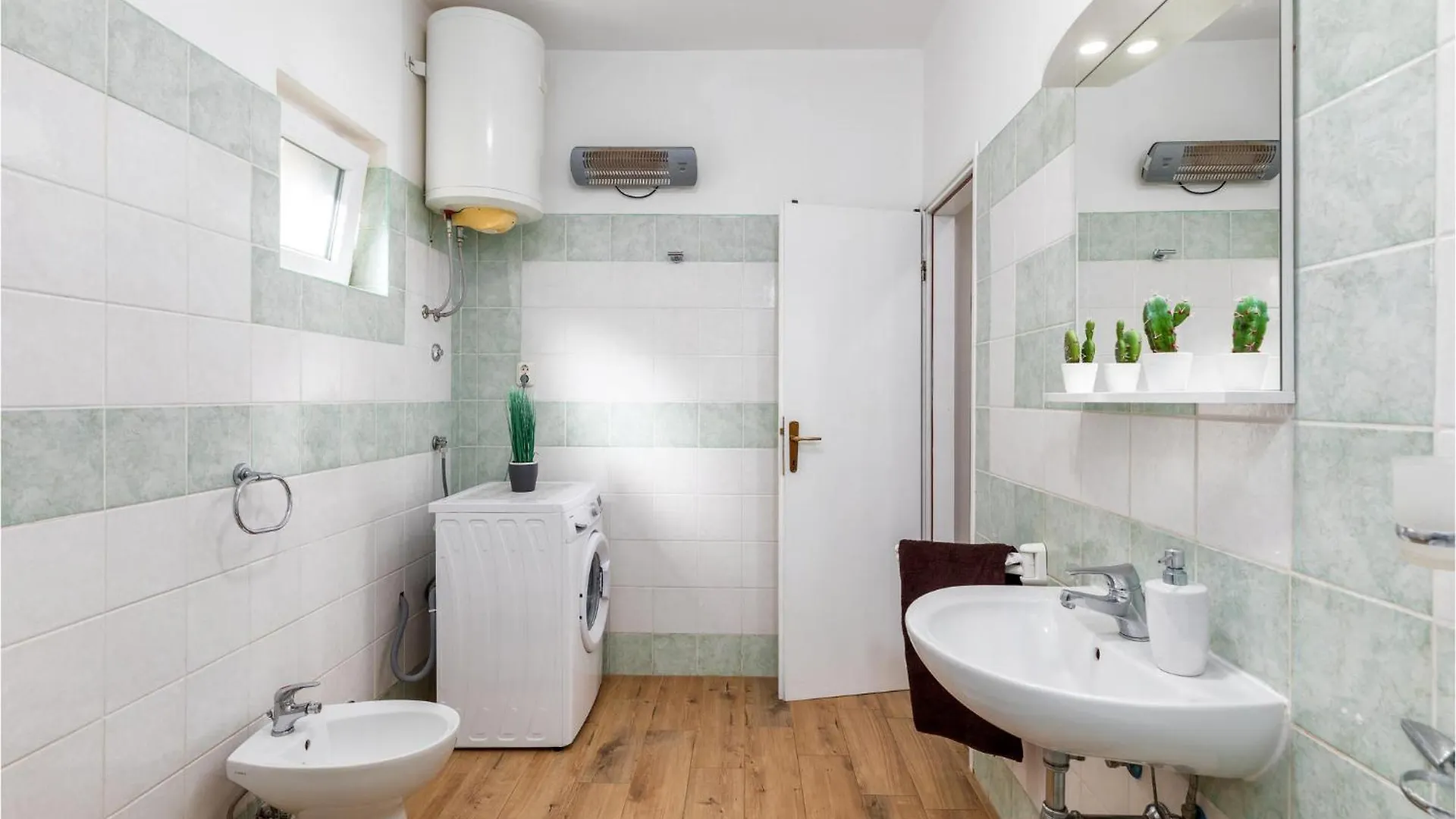 Awesome Home In Gajana With Wifi