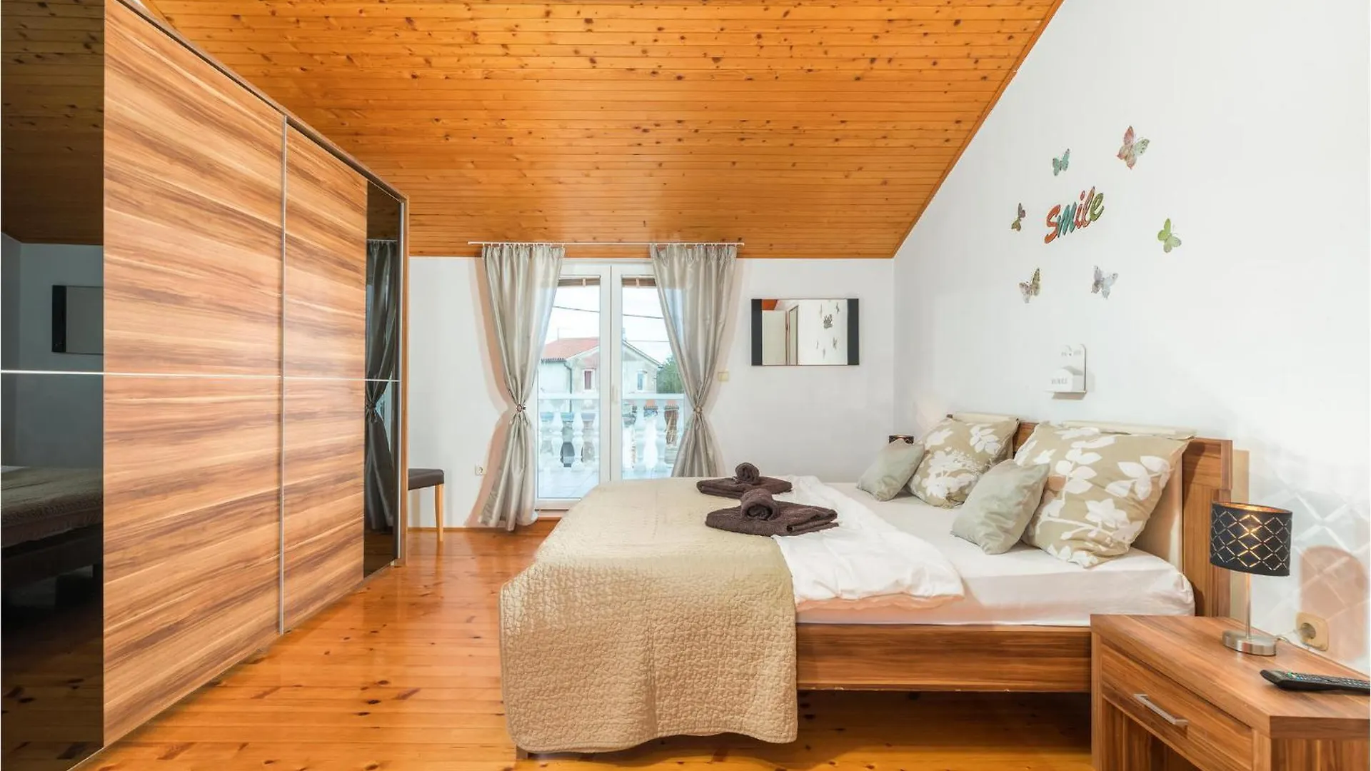 Awesome Home In Gajana With Wifi