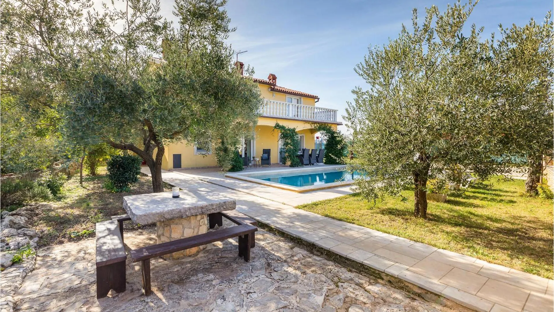 Awesome Home In Gajana With Wifi Holiday home